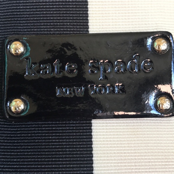 Bag - Picture 2 of 7